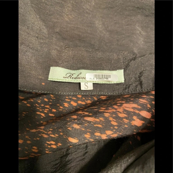 Redwood Court Silk Blend Button Down Top - Picture 6 of 11